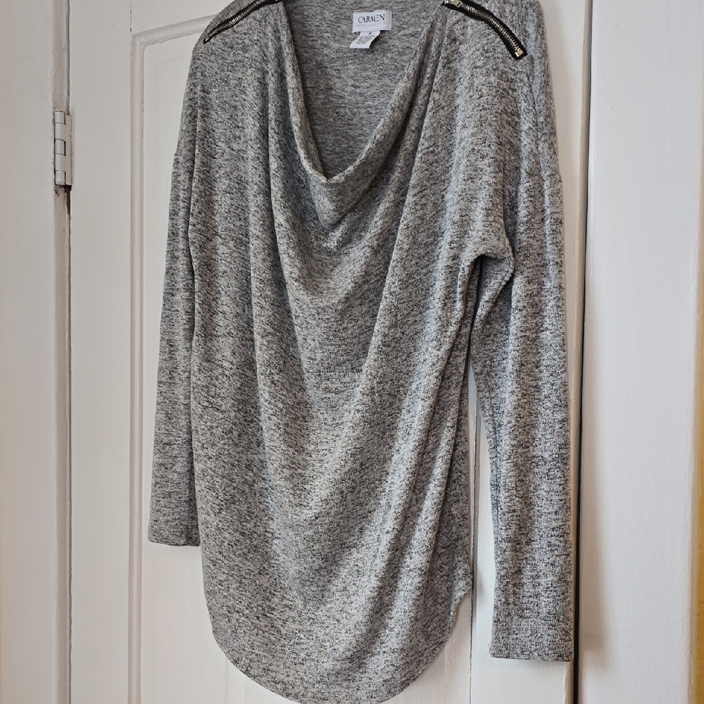 Carmen Marc Valvo Heather Gray Knit Top - size M